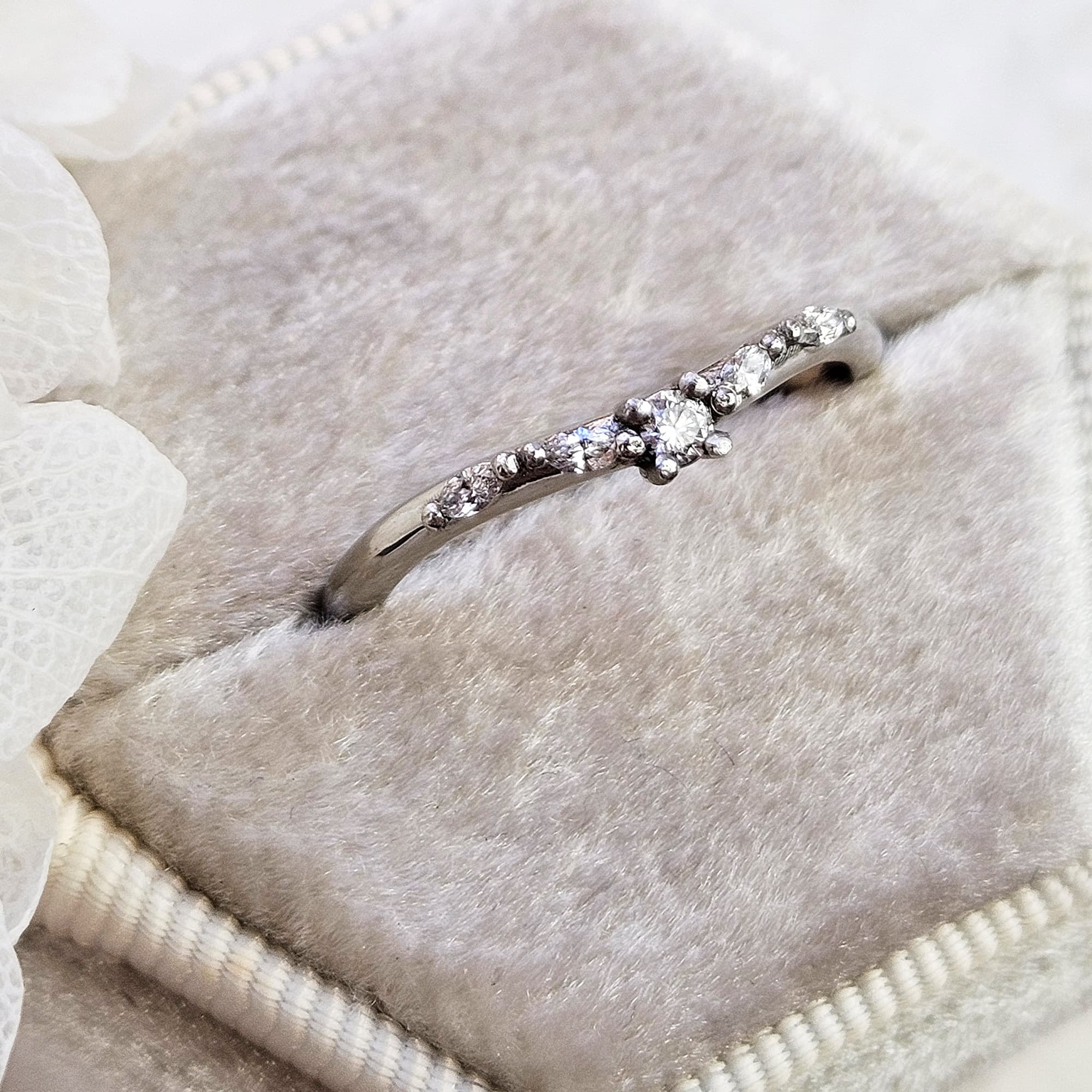 5 stone diamond ring
